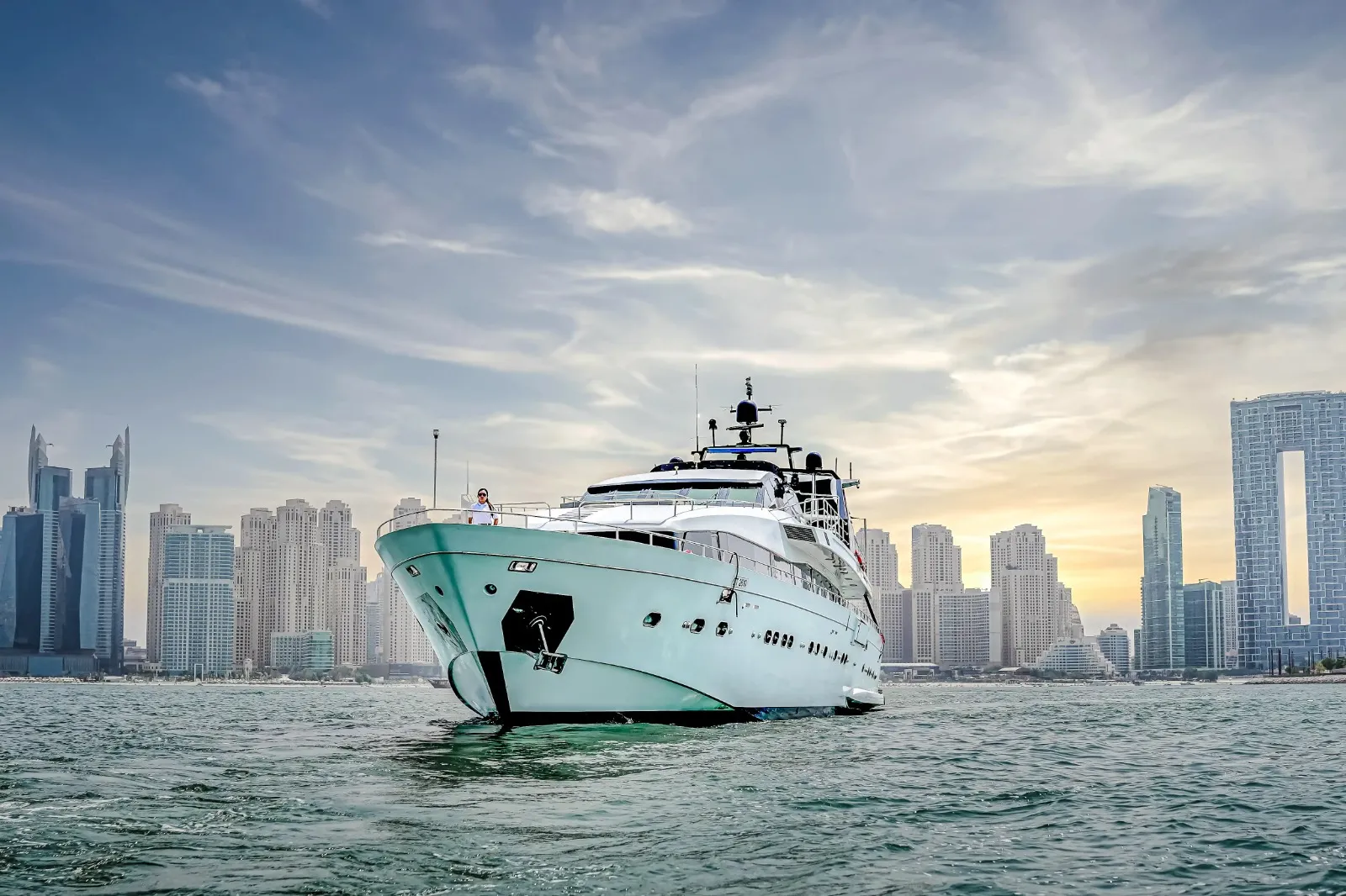 Mazayel 135 FT yacht Rental Dubai